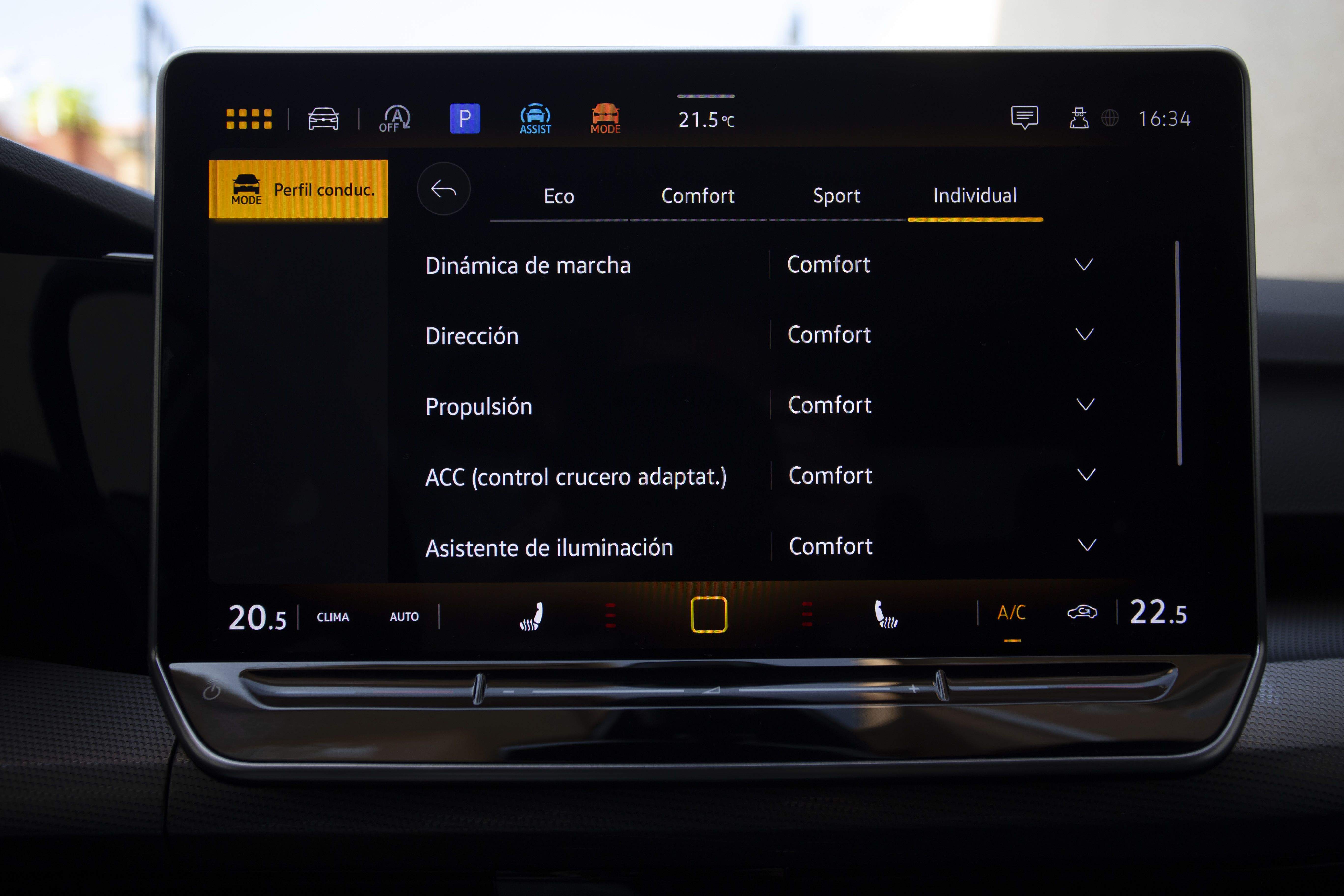 Volkswagen Golf eTSI 115 DSG