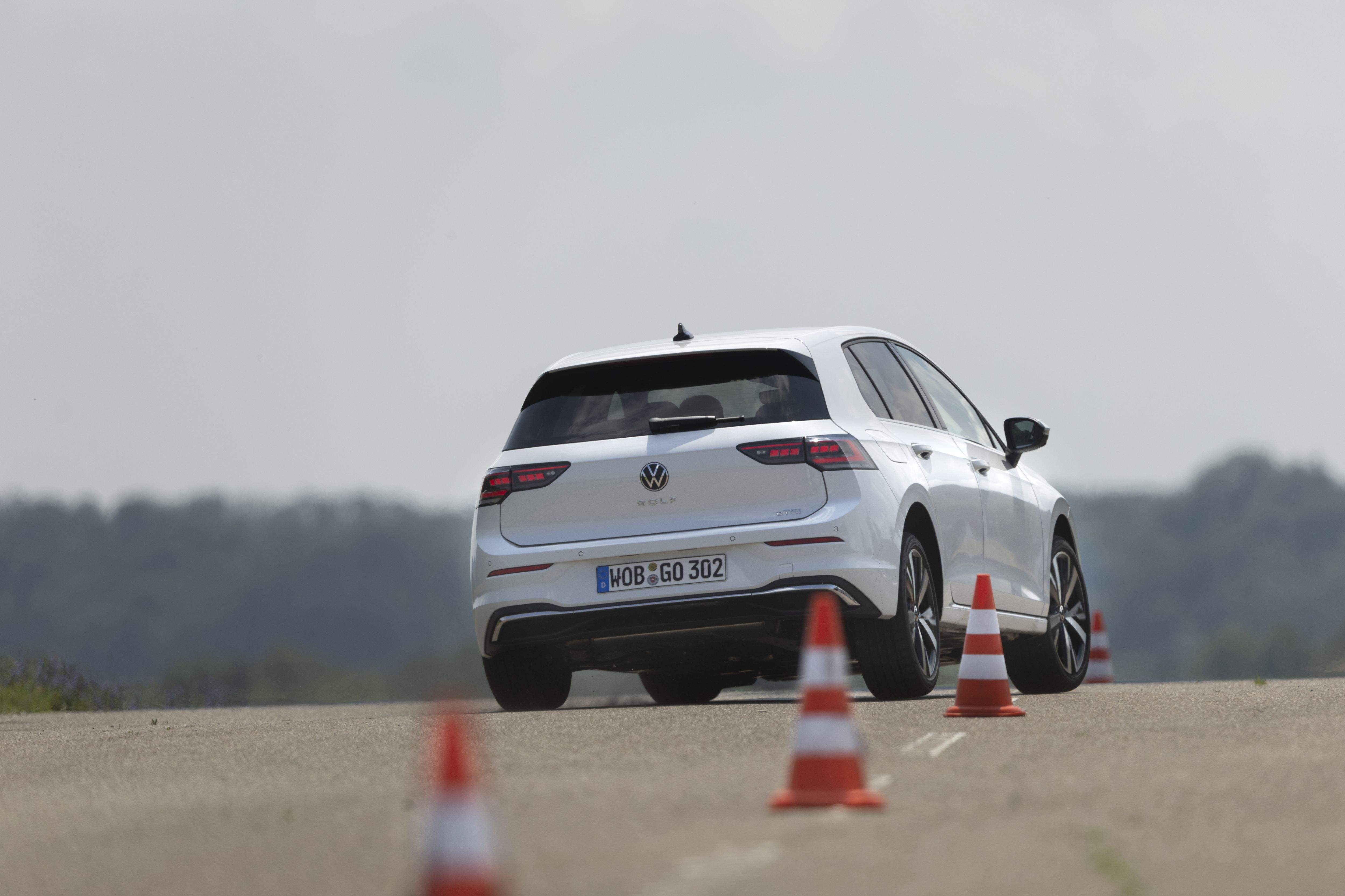 Volkswagen Golf eTSI 115 DSG