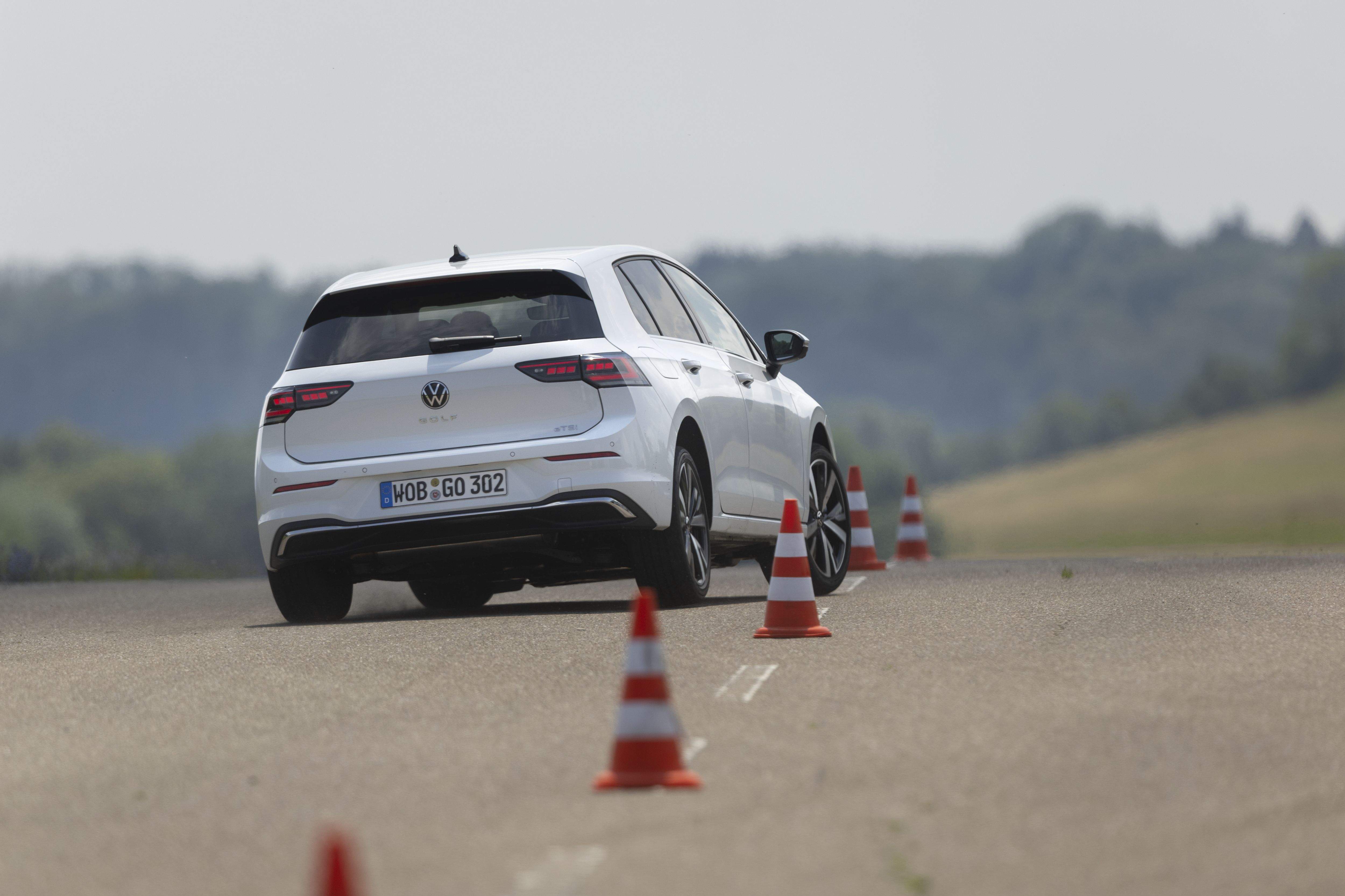 Volkswagen Golf eTSI 115 DSG