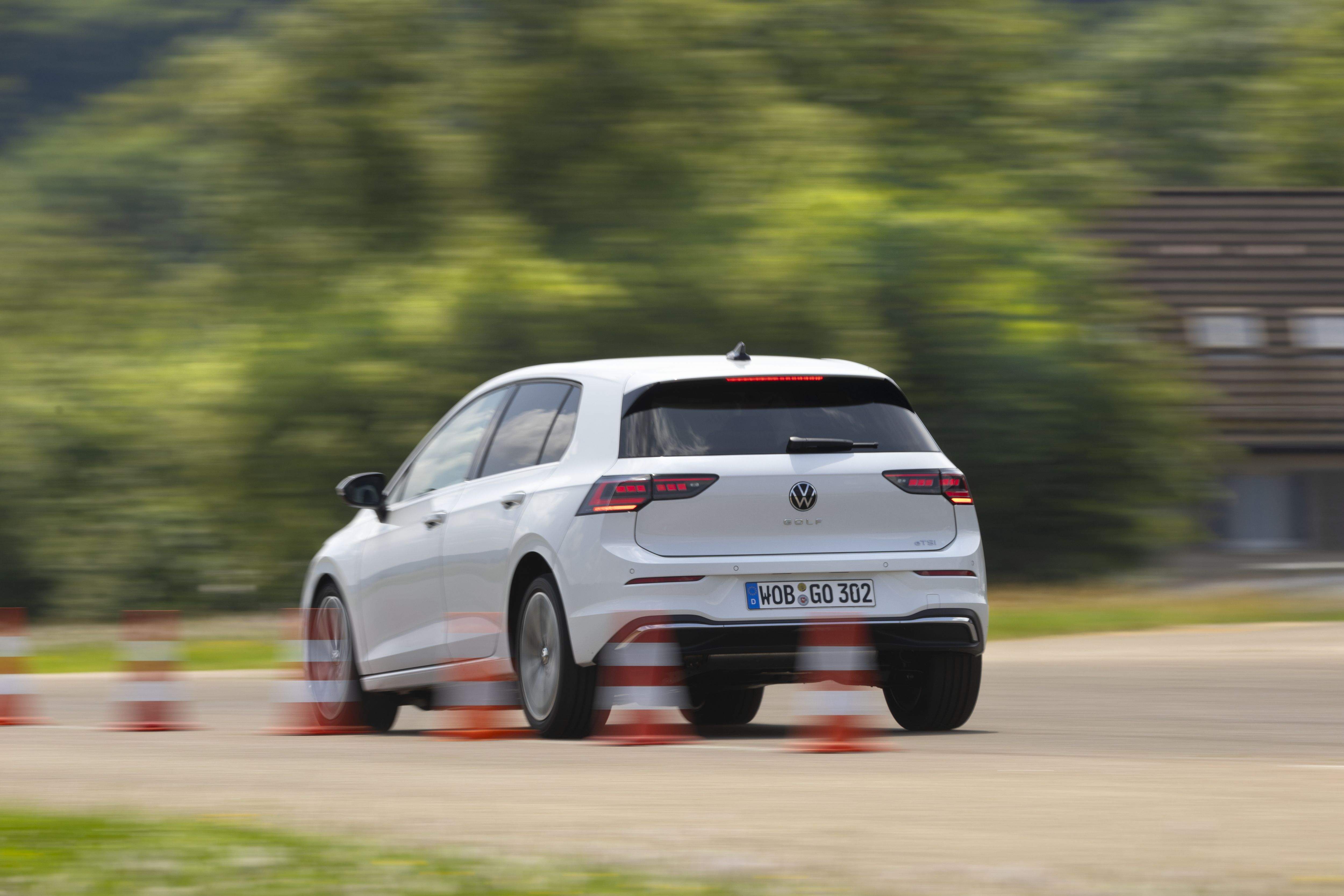 Volkswagen Golf eTSI 115 DSG