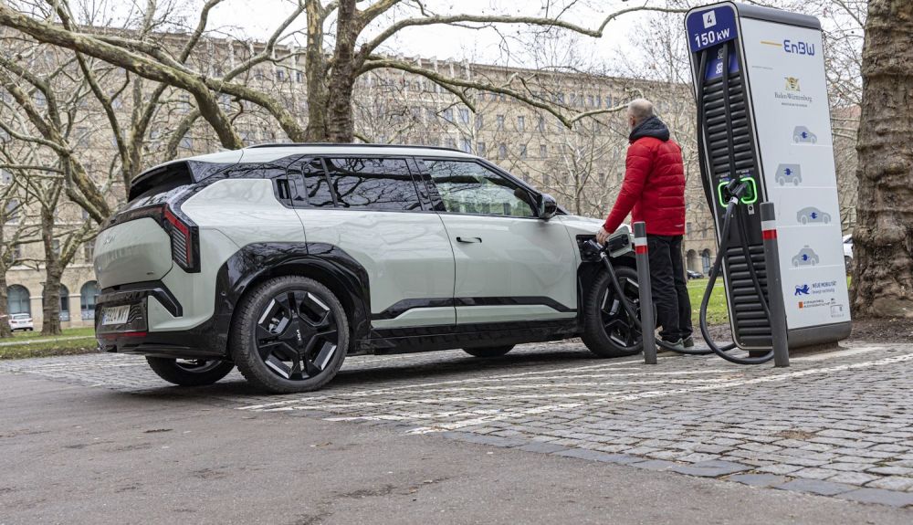 Kia EV3 204 CV   81.4 kWh   GT  Line 21