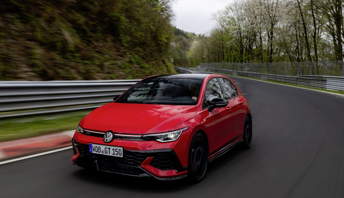 Ningún GTI es más rápido, más potente, ni más caro, a la venta el nuevo VW Golf GTI 50 Aniversario