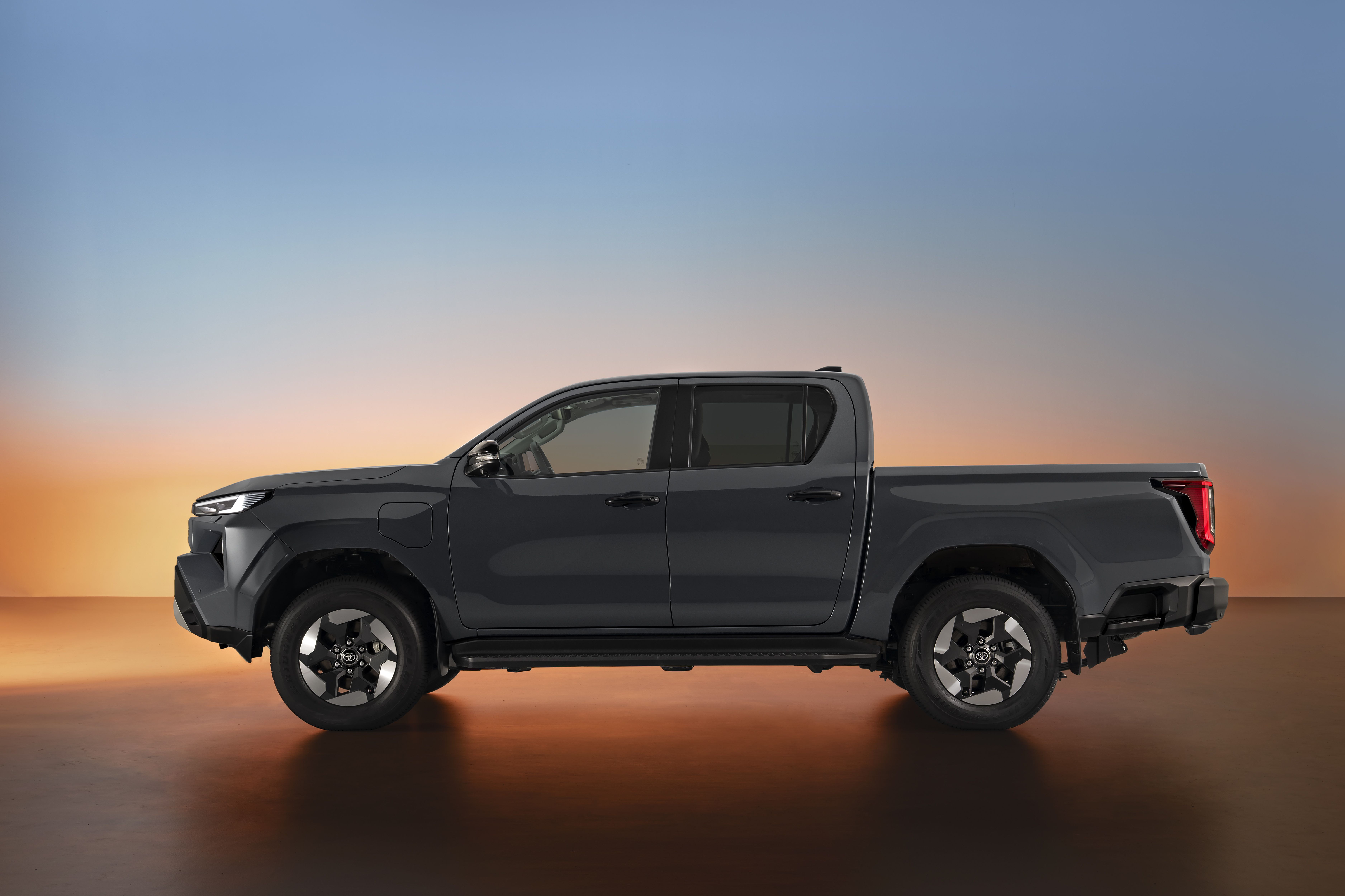 Toyota Hilux BEV 2026