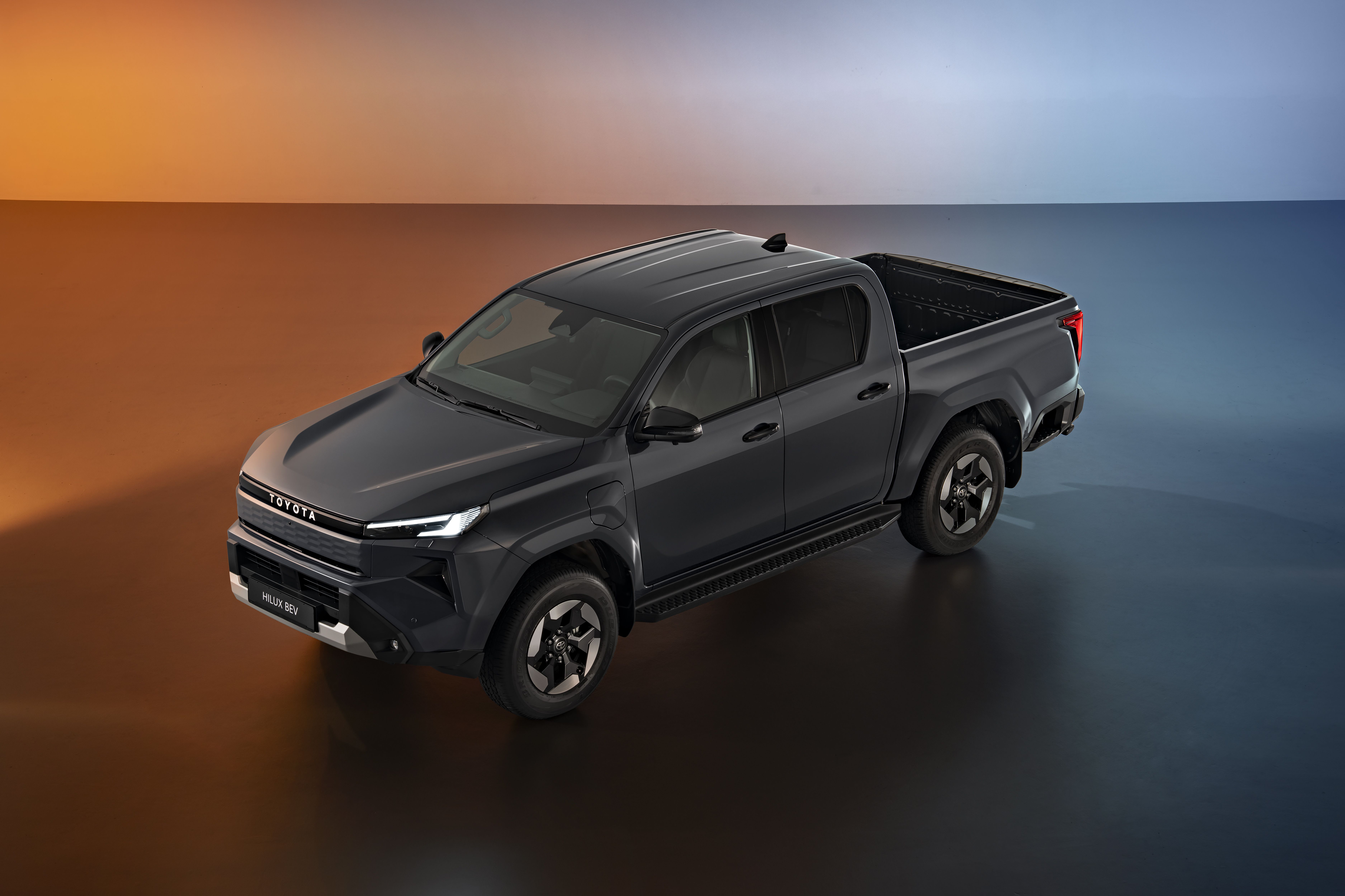 Toyota Hilux BEV 2026