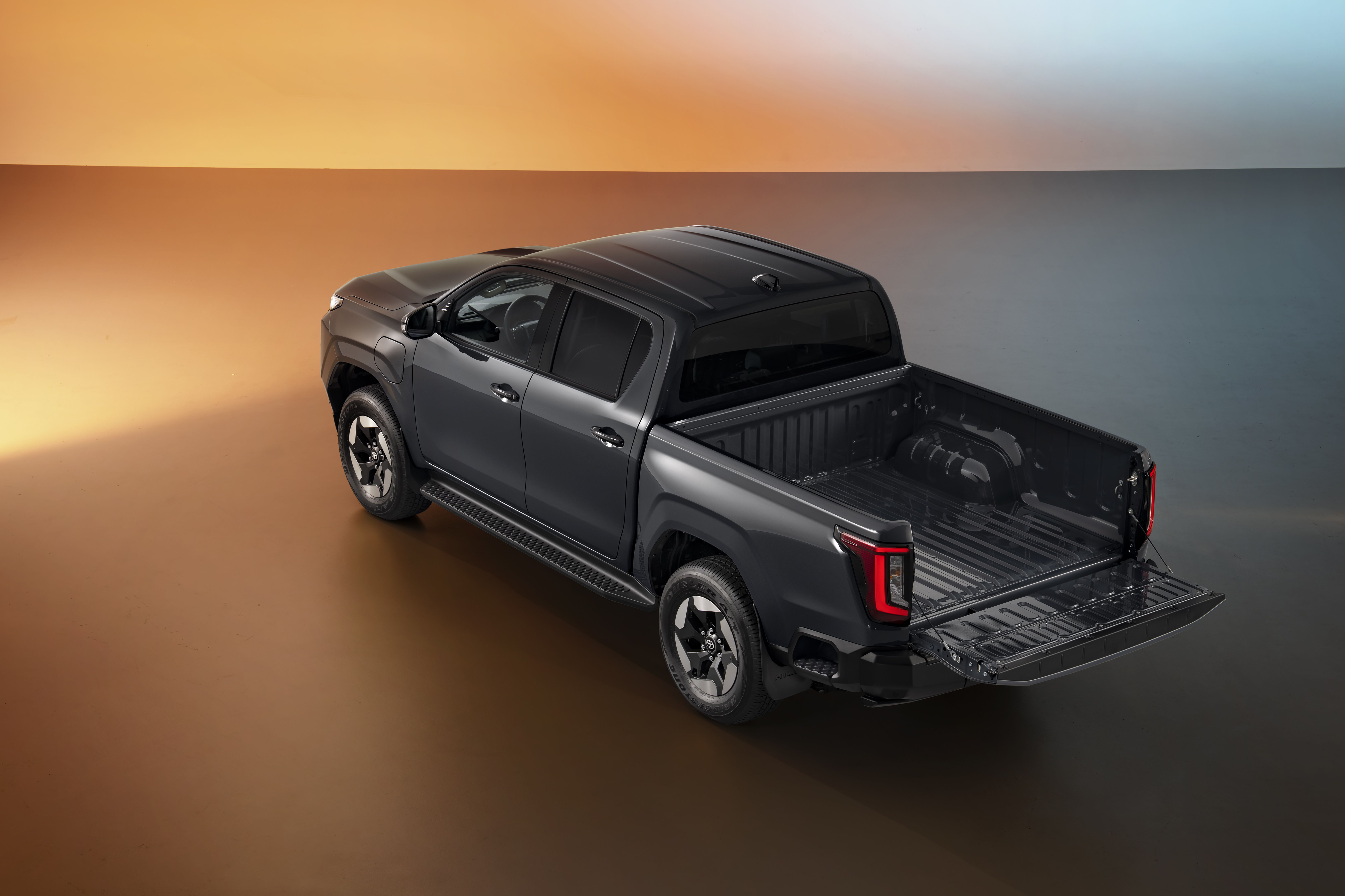 Toyota Hilux BEV 2026