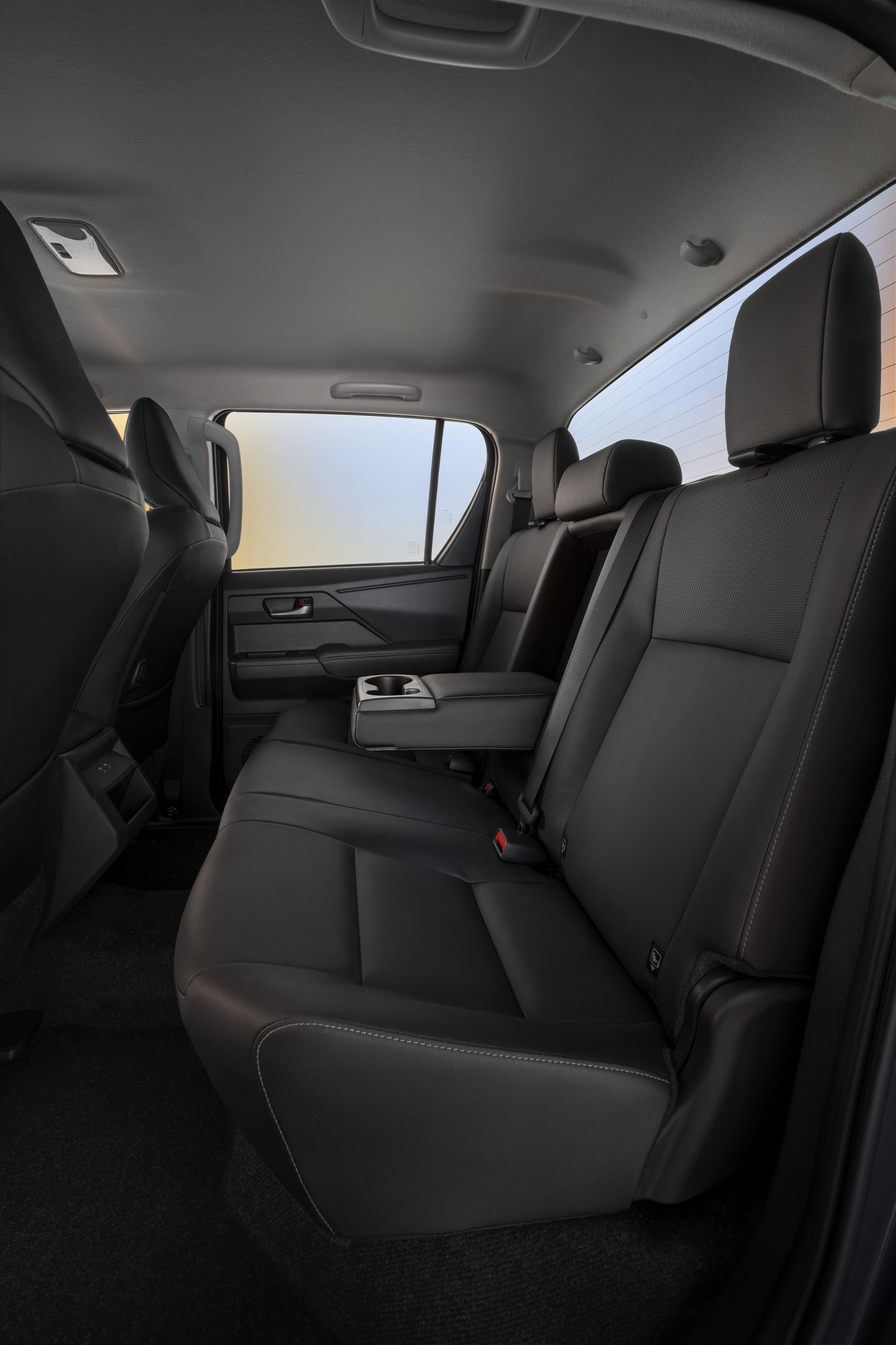 Toyota Hilux BEV 2026