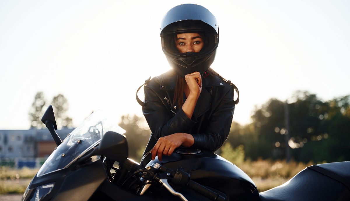 ¿Cómo sacarse el carnet de moto A2?