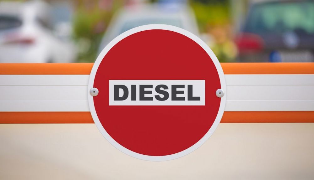 Golpe al coche de combustión, España presiona para prohibir los diésel y gasolina definitivamente