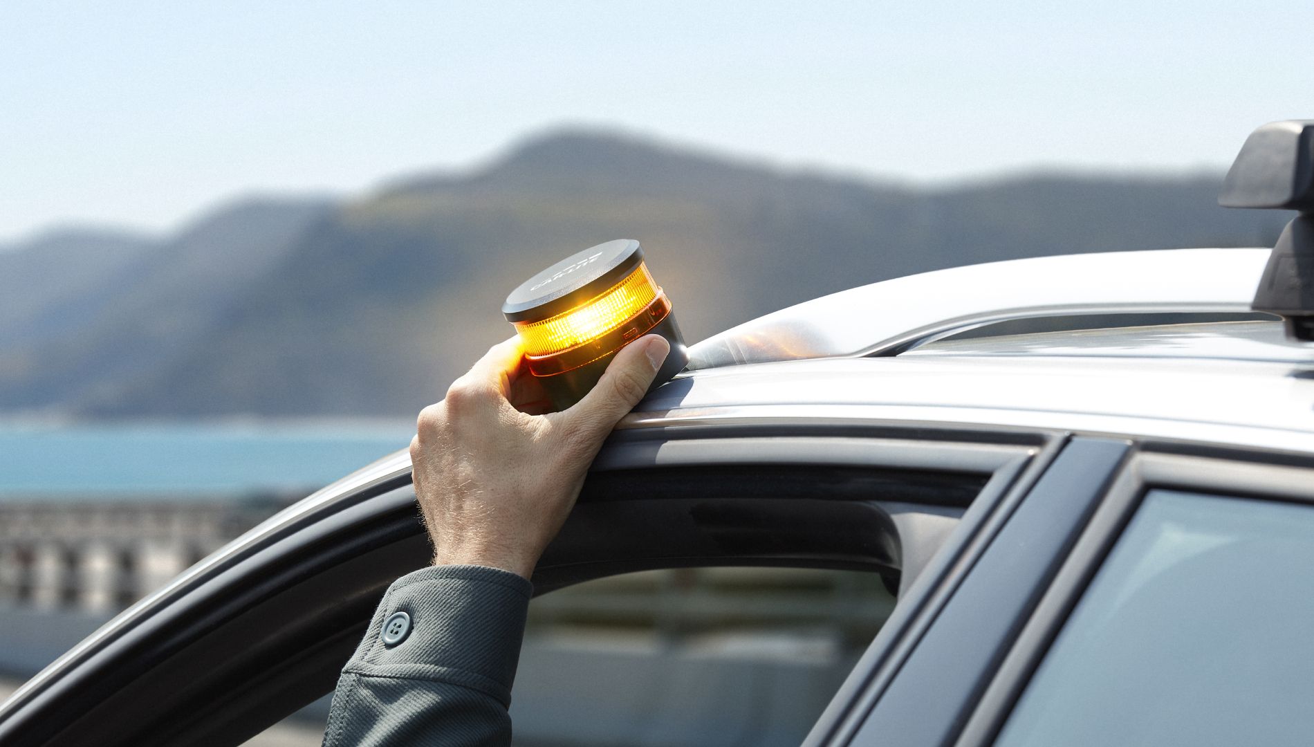 ¿Funcionarán las balizas V16 en Cataluña y País Vasco donde DGT no tiene competencias? Lo explicamos aquí