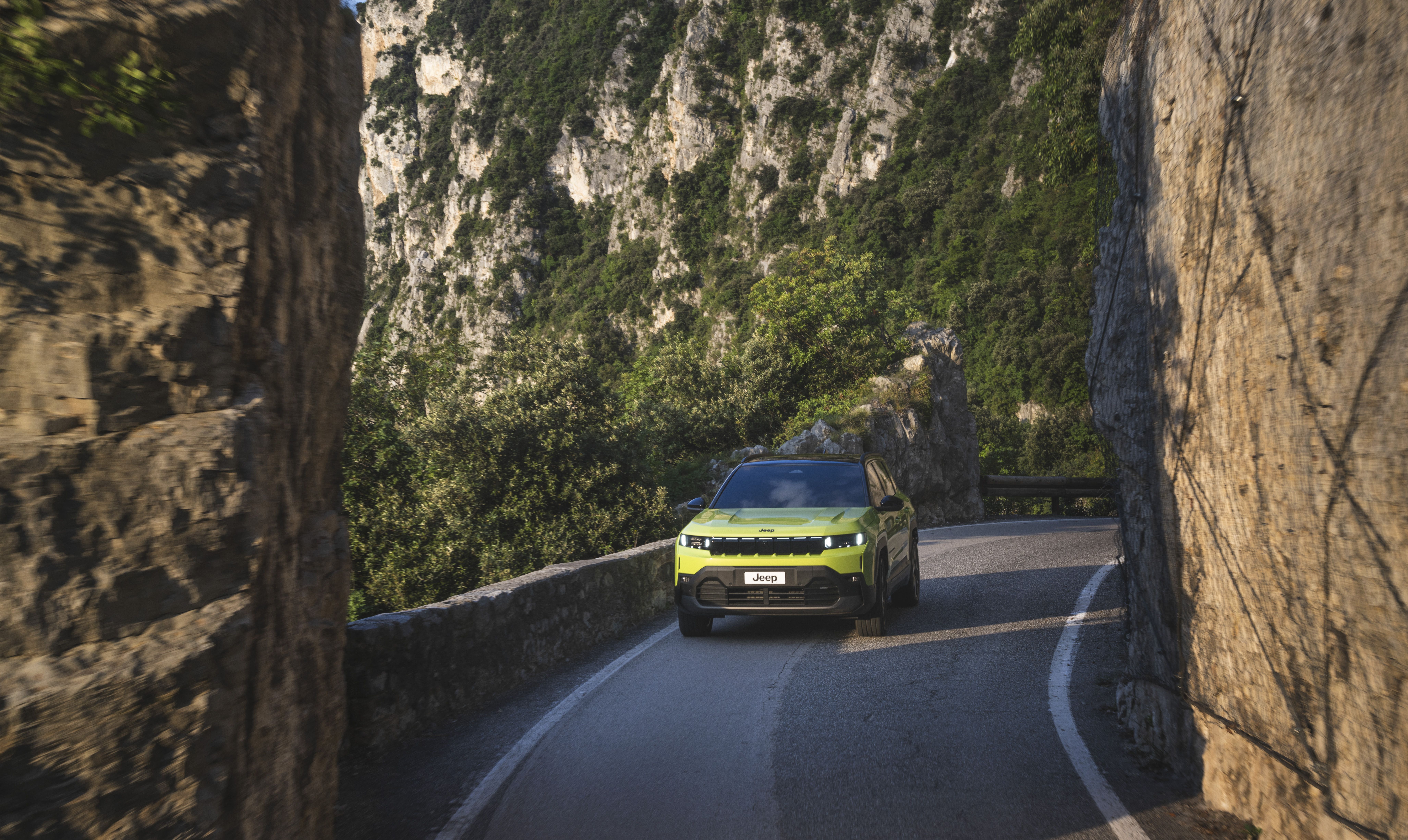 El Jeep Compass tercera generación interpreta la plataforma STLA de Stellantis