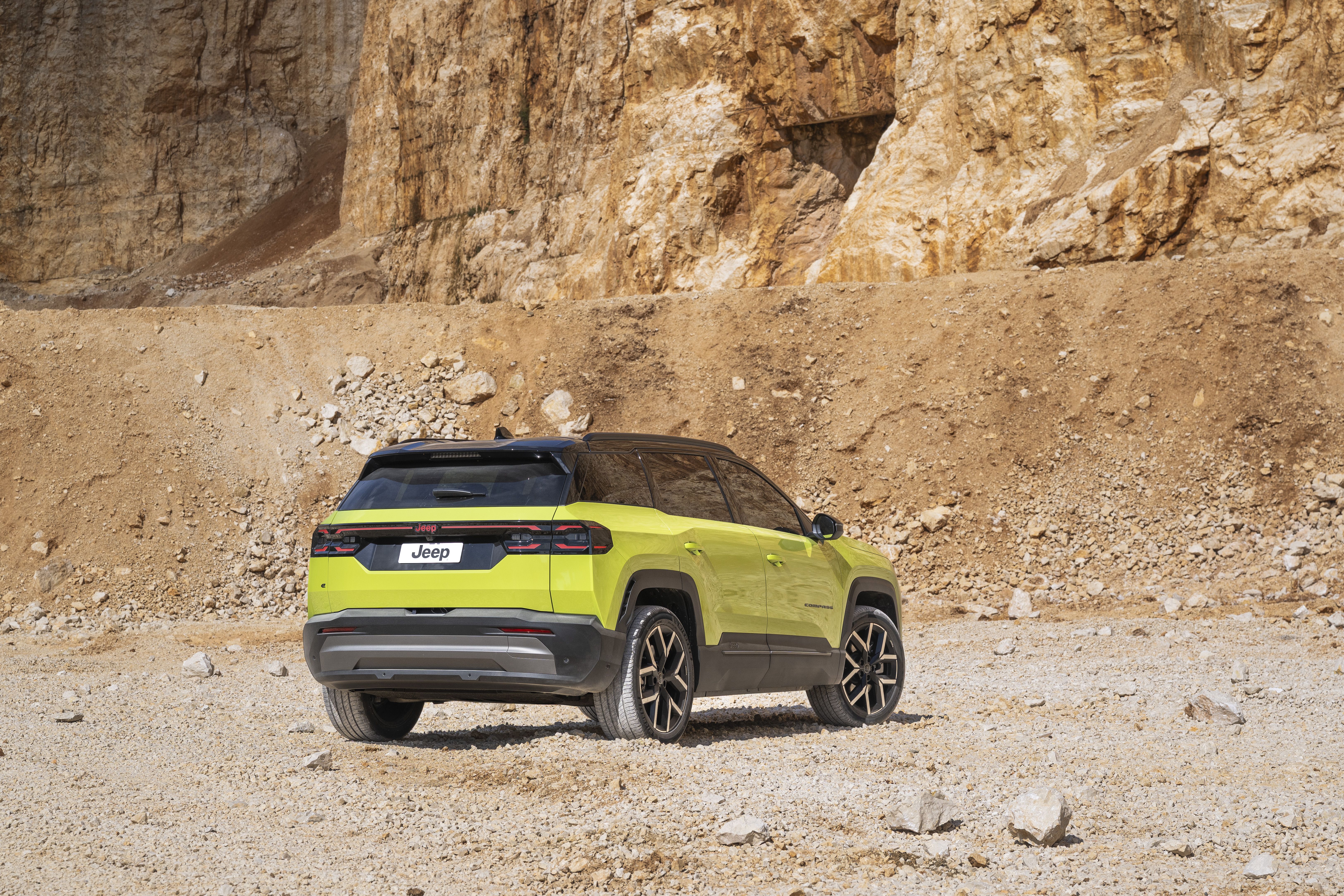 El Jeep Compass tercera generación interpreta la plataforma STLA de Stellantis