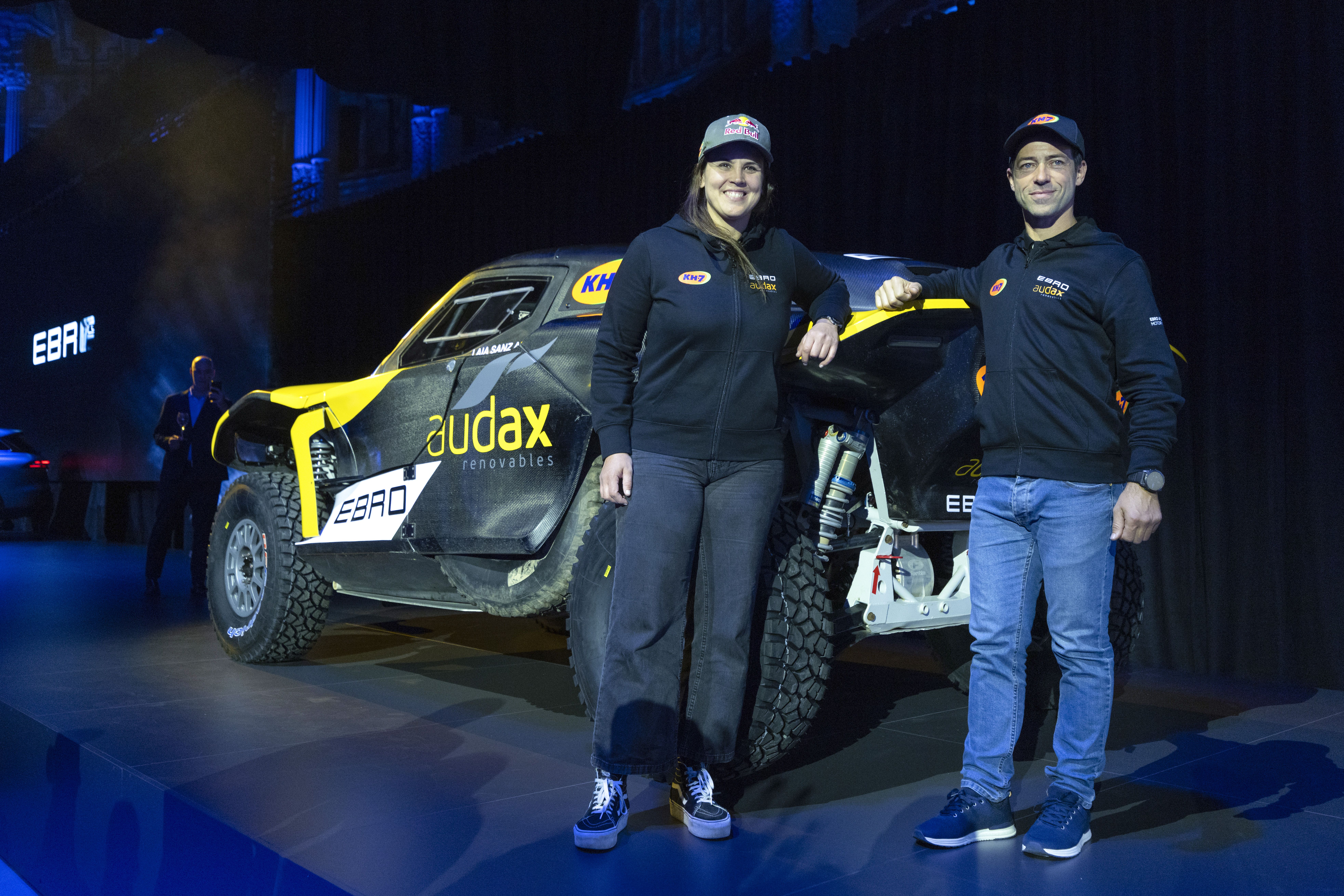 Laia Sanz y Ebro desvelan su prototipo para competir ya en el Rally Dakar 2026