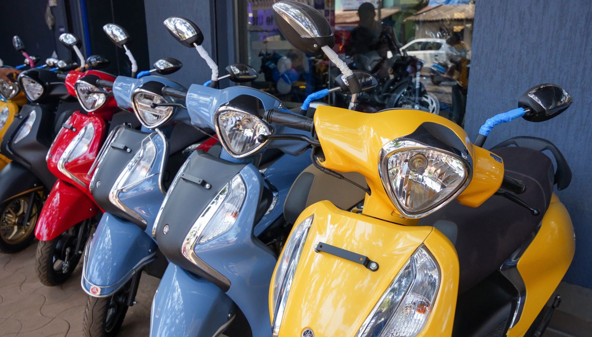 La DGT vuelve a la carga: quieren endurecer el acceso a las motos de 125 de esta manera