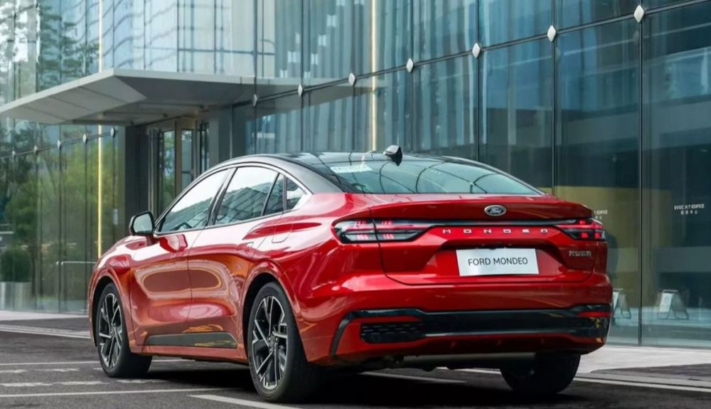 Trasera del Ford Mondeo 2026