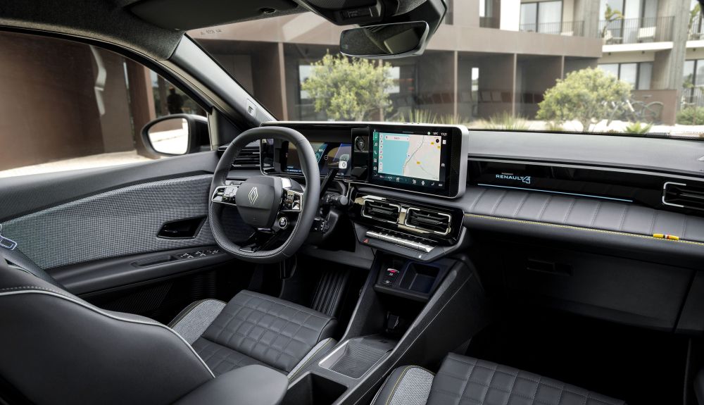 Renault 4 E-Tech, finalista a Car of the Year 2026