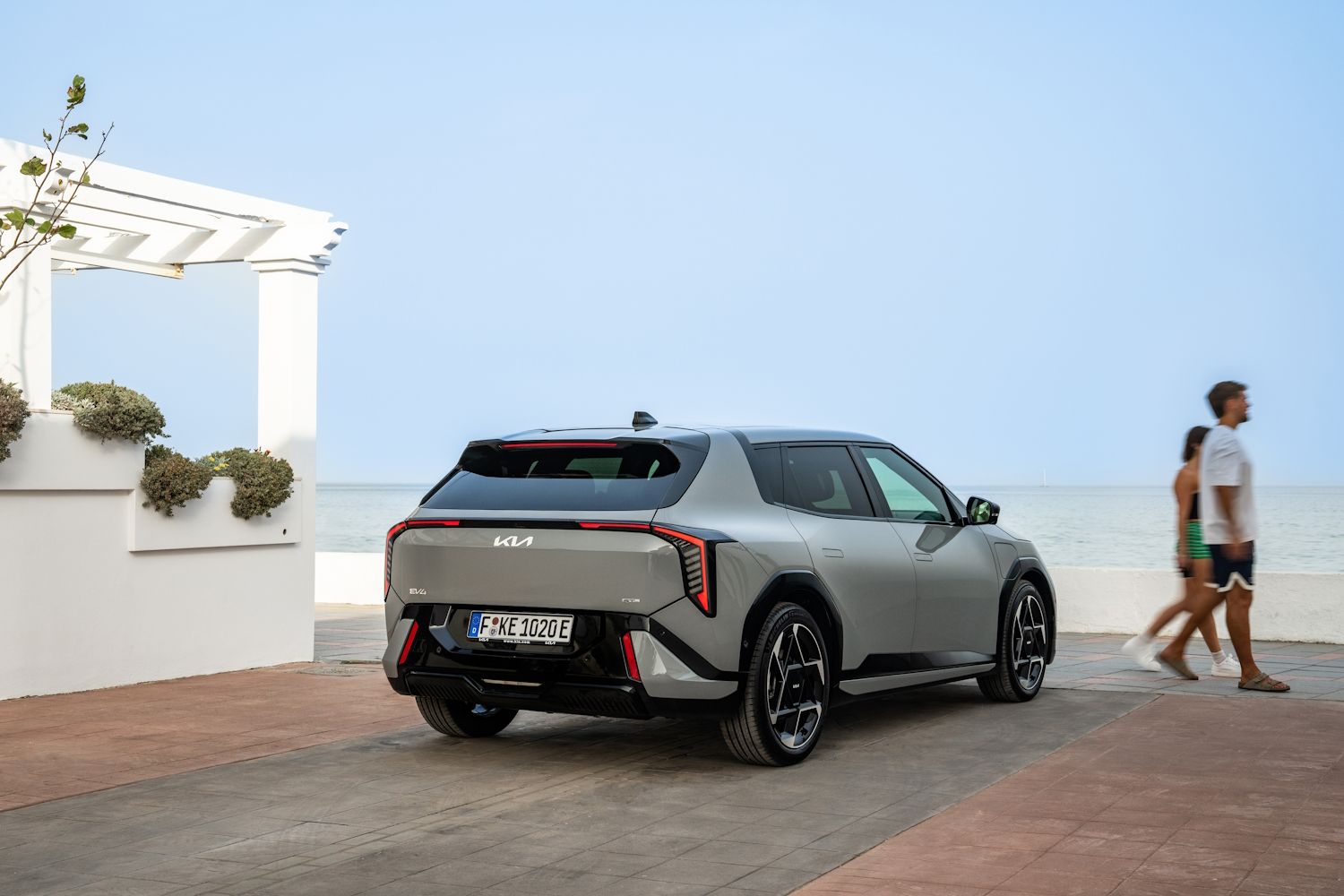 Kia EV4, finalista a Car of the Year 2026