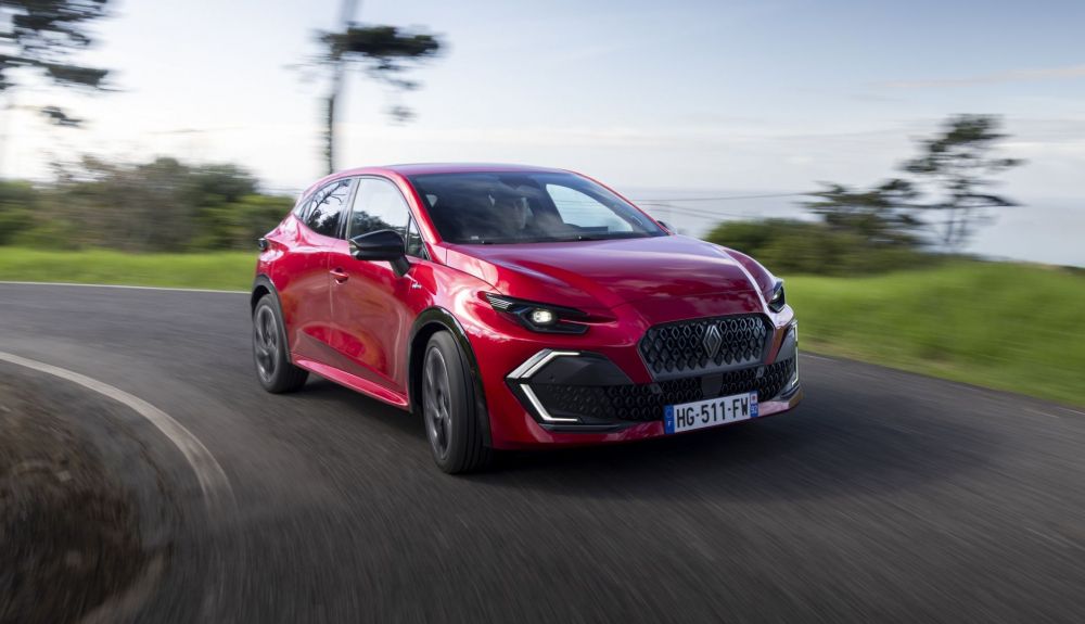 Primeras impresiones del Renault Clio Híbrido, el modelo que quiere ser el más vendido en 2026