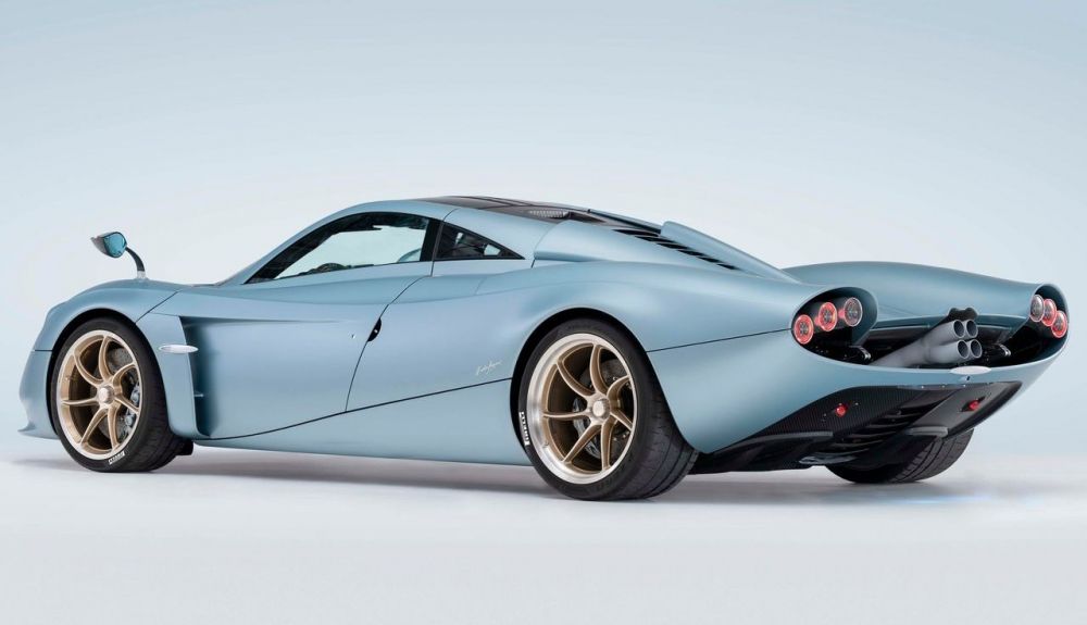 Pagani Huayra Codalunga