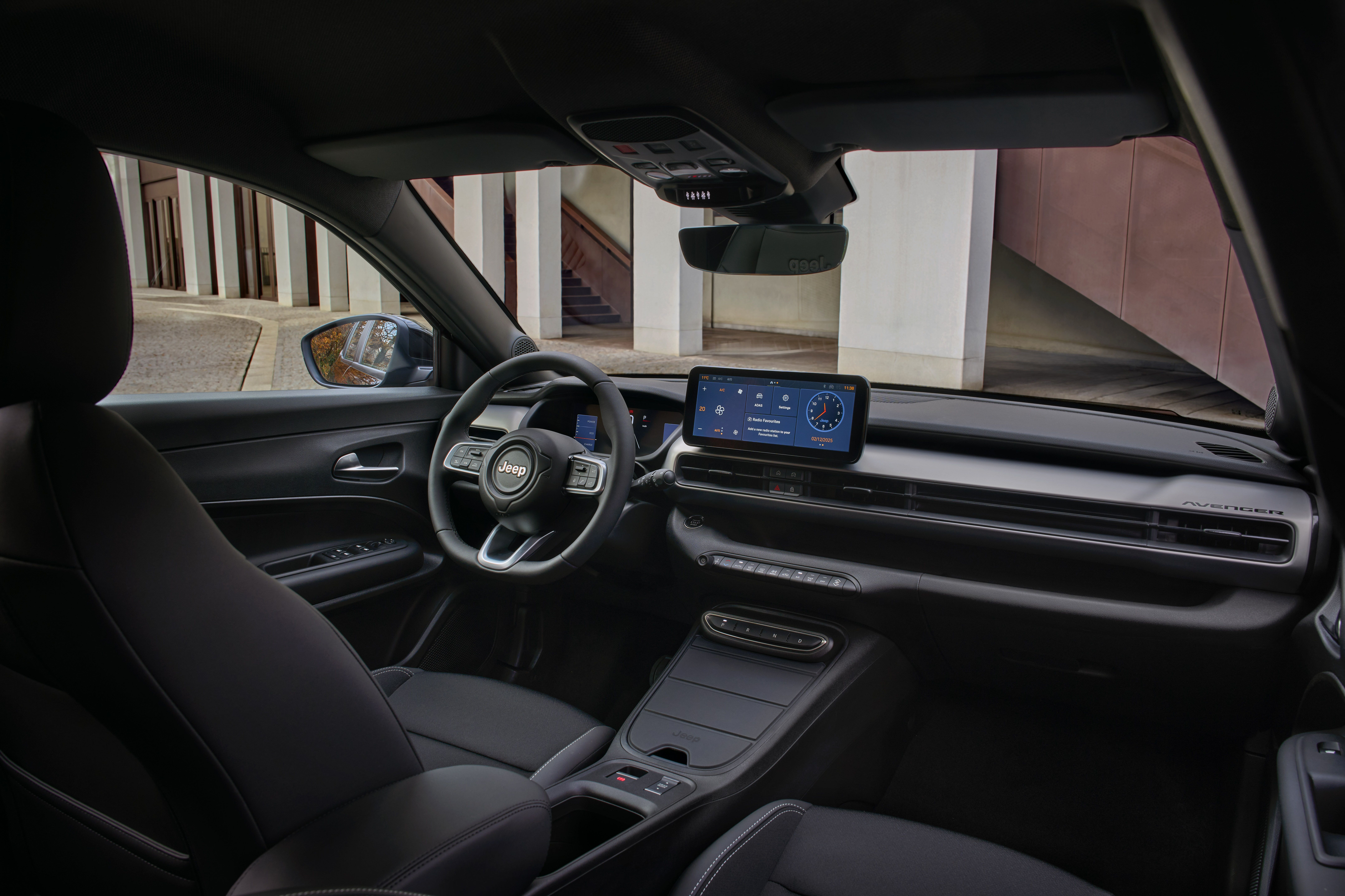 Jeep Avenger Black Edition