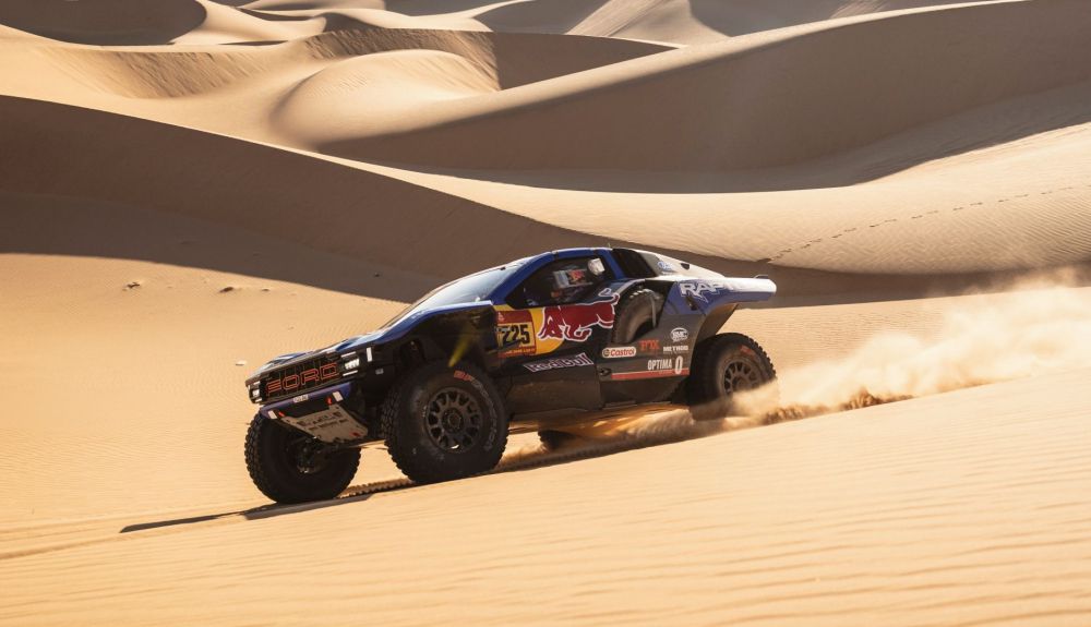 Sainz dice adiós al Dakar y Roma se aleja de Al Attiyah, que se acerca a su sexta corona