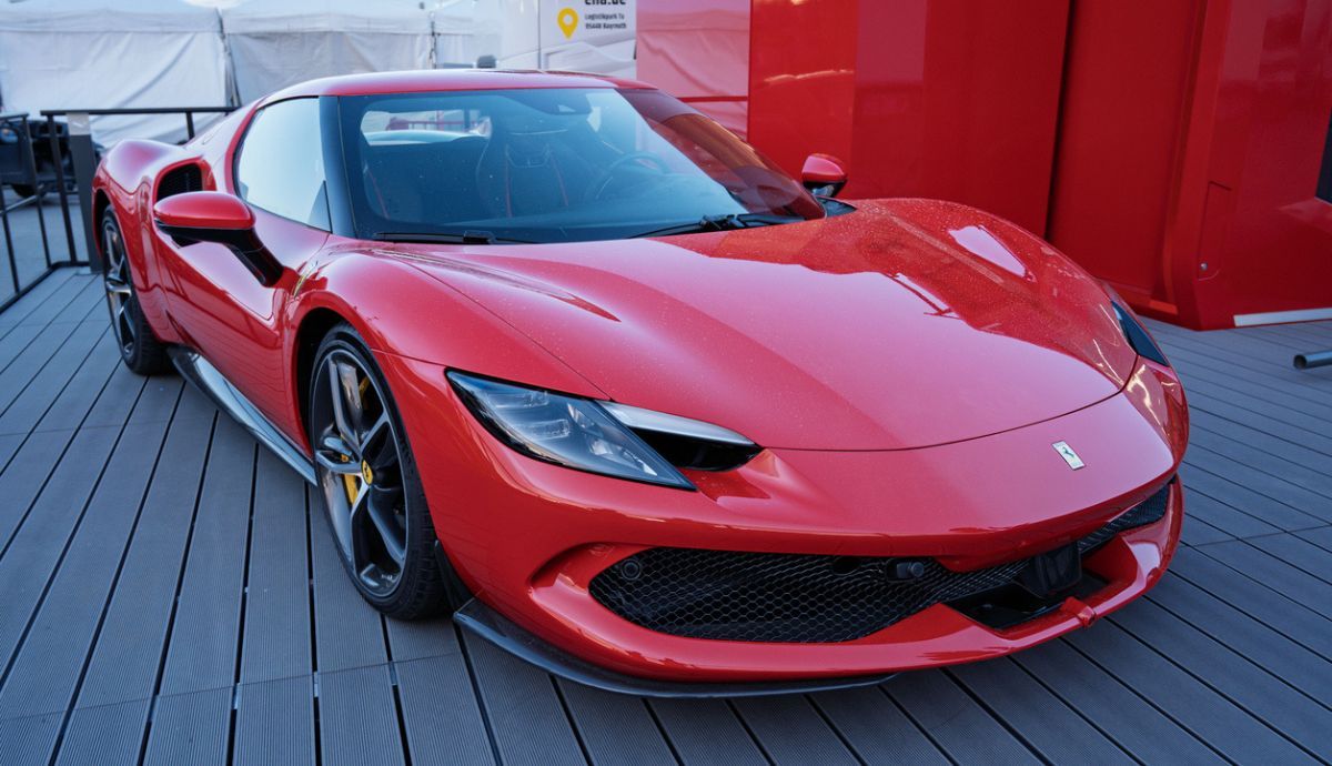 Superdeportivo híbrido Ferrari 296 GTB 