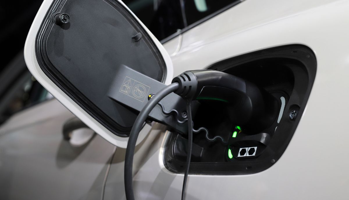 ¿Cuáles son los problemas más comunes en coches híbridos enchufables?