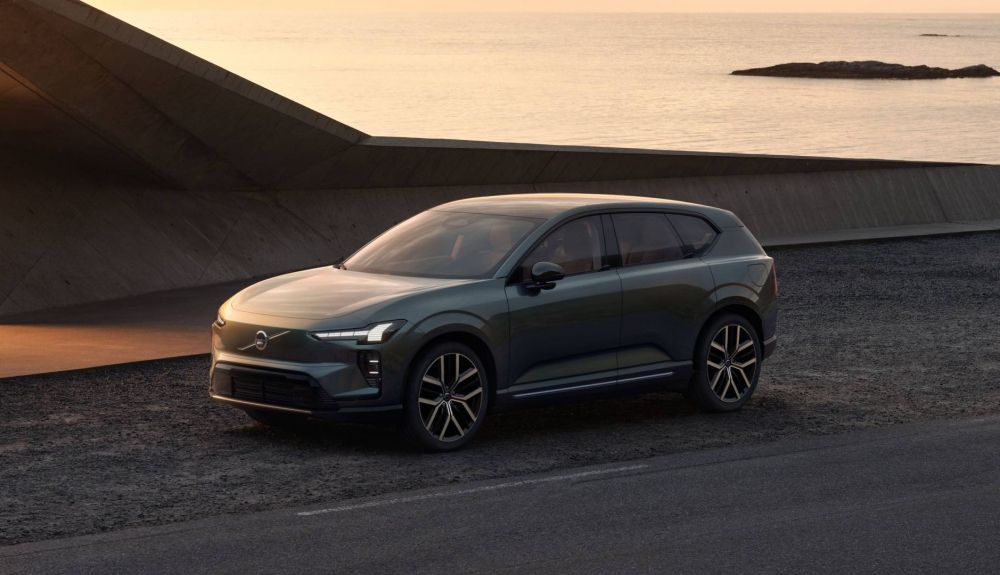 Que los eléctricos no tenían autonomía: Volvo presenta el nuevo EX60 con 810 km, menudo SUV