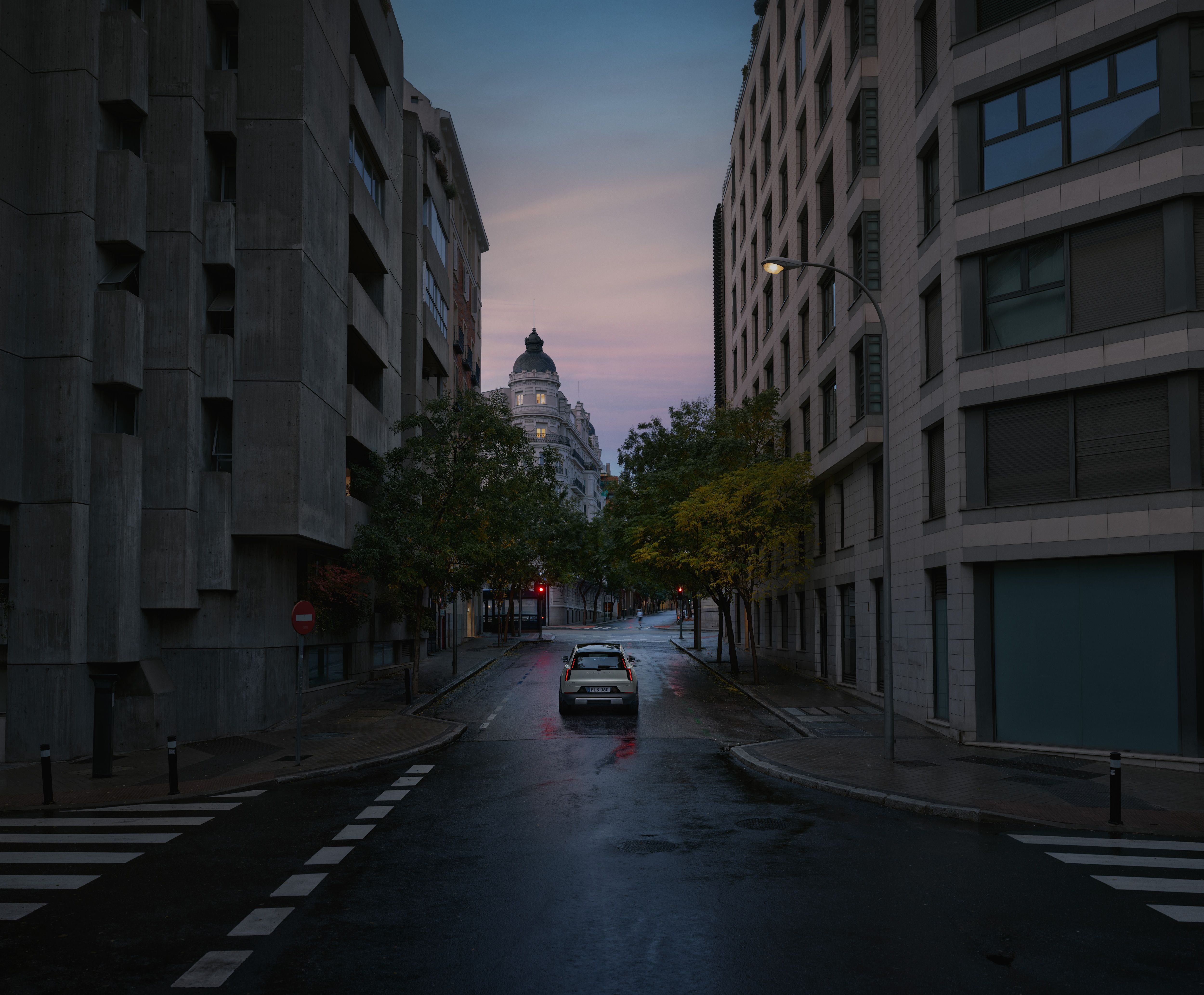 Volvo EX60 Cross Country