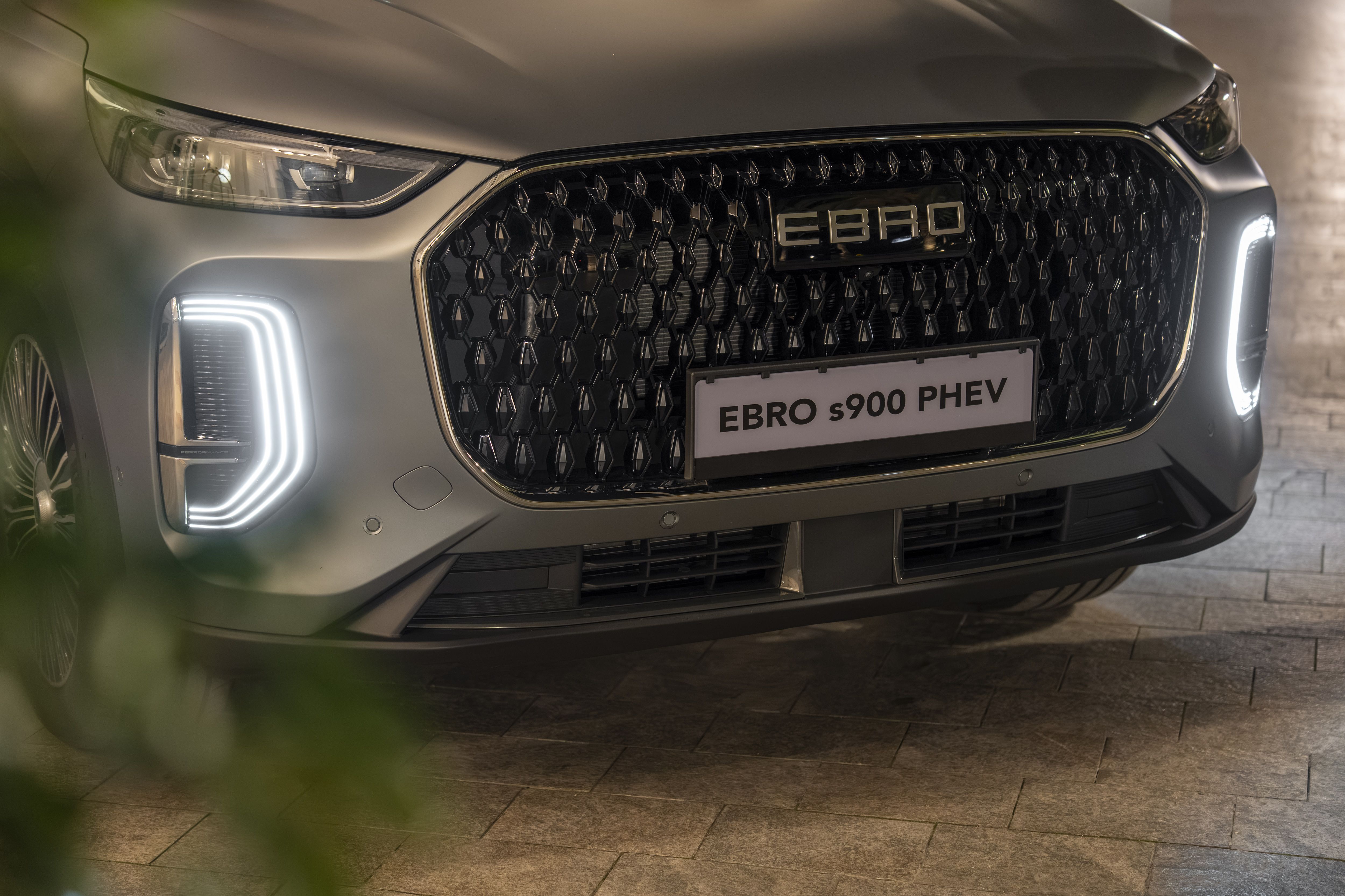 Ebro S900
