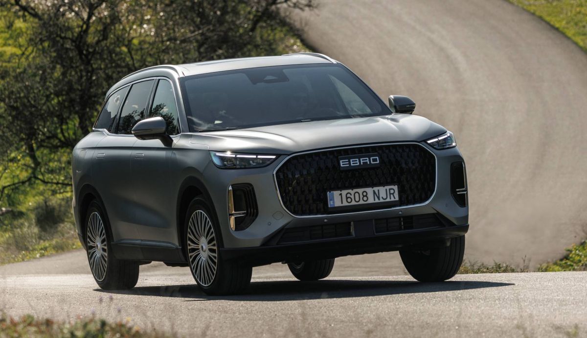 probamos-el-nuevo-ebro-s900-el-suv-que-lucha-con-premium
