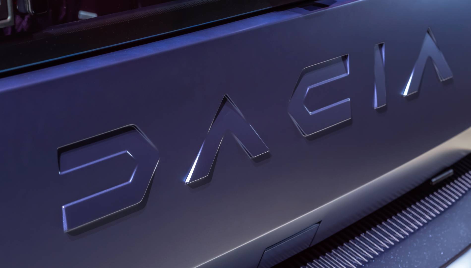 Este es el nuevo coche que está preparando Dacia para luchar directamente con el Toyota Corolla