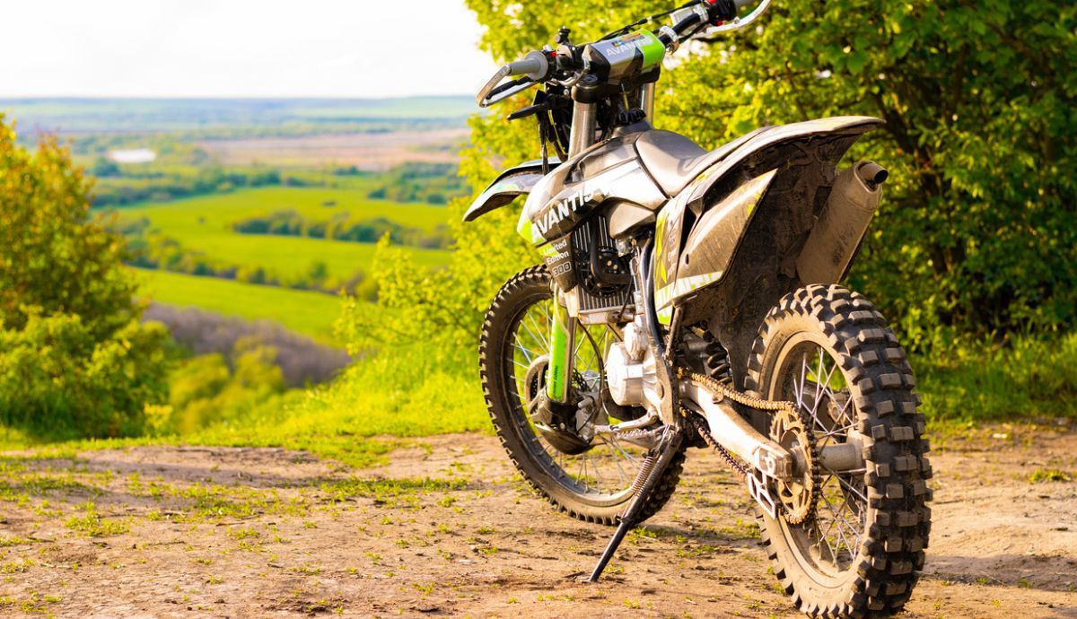 Moto de competición con motor de dos tiempos