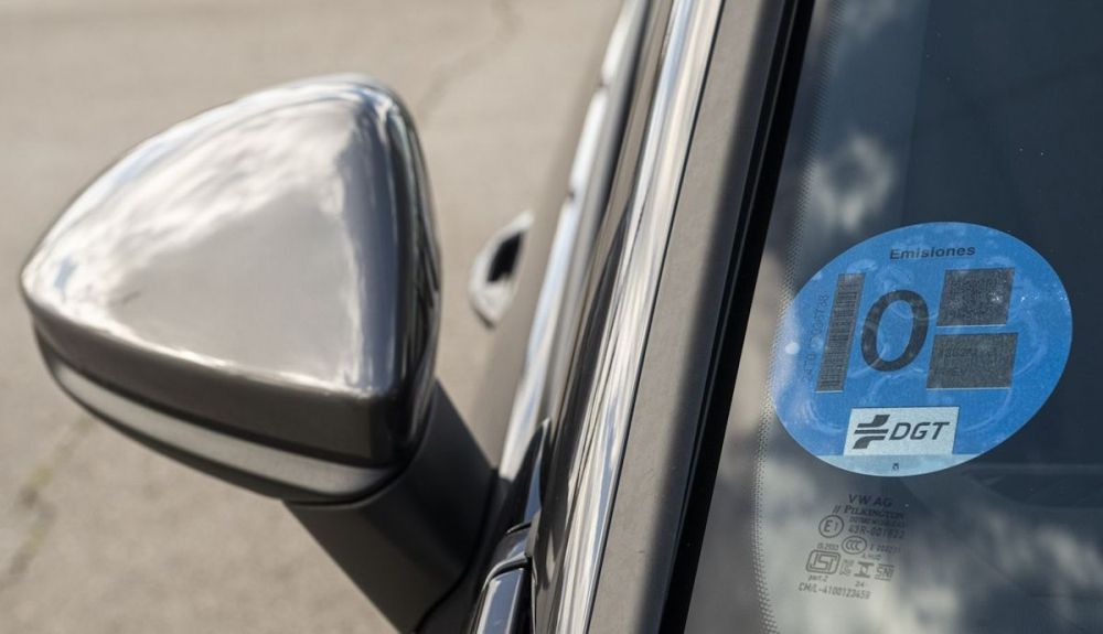 El coche eléctrico y etiqueta 0 se impone ya a la gasolina entre dudas sobre sus nuevas limitaciones
