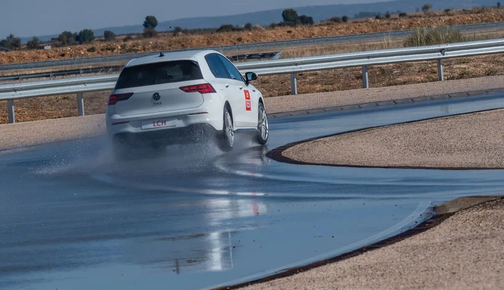 Comparativa de neumáticos del ACE FOTO Auto Club Europa 