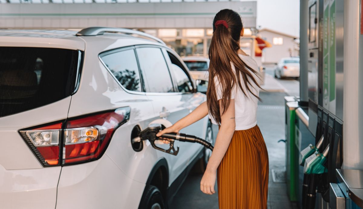 El precio de los combustibles en España, bajo sospecha, la OCU exige más controles para evitar abusos