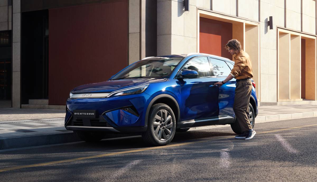 BYD revoluciona por completo su Atto 3 con el Evo el SUV mantiene su imagen y cambia su interior