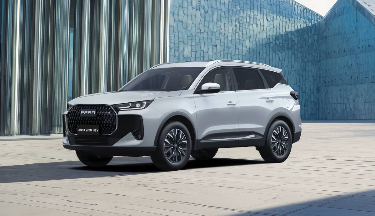 Si ya se vendía bien el Ebro S700, con la llegada de este nuevo motor híbrido va a ser todavía mejor