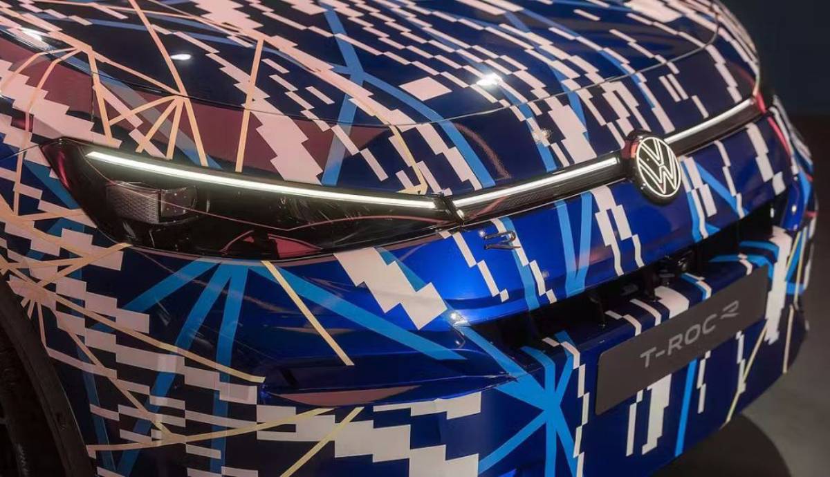 Pillan sin camuflaje al nuevo Volkswagen T-Roc R: así será el SUV deportivo que levanta más pasiones