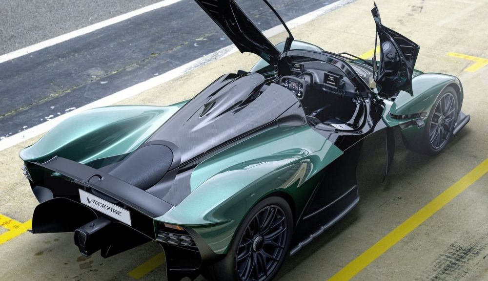 Aston Martin Valkyrie Spider