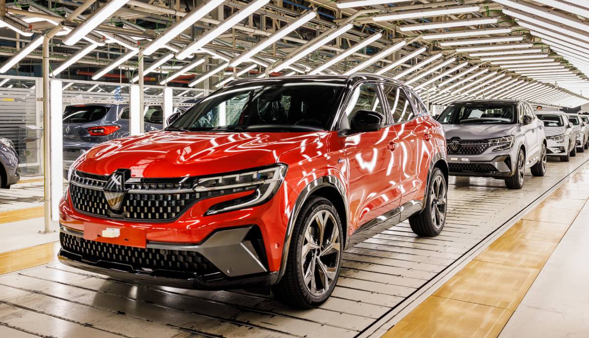 Buenas noticias para el futuro de las fábricas españolas de Renault: pronto les asignarán estos coches