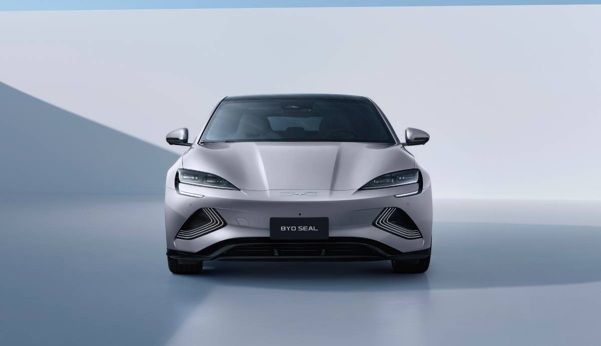 Es una de las berlinas que más se venden en nuestro país y ahora se renueva: así es nuevo BYD Seal