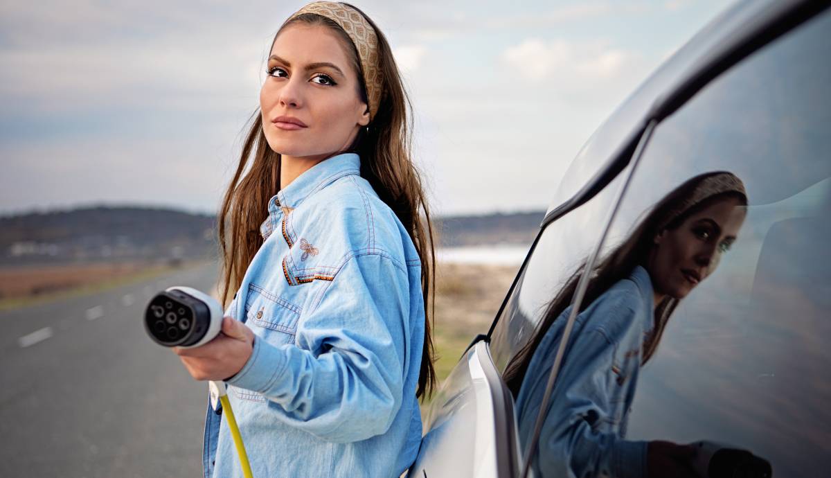 Primeras restricciones para todos los coches con etiqueta 0 Emisiones de la DGT en España