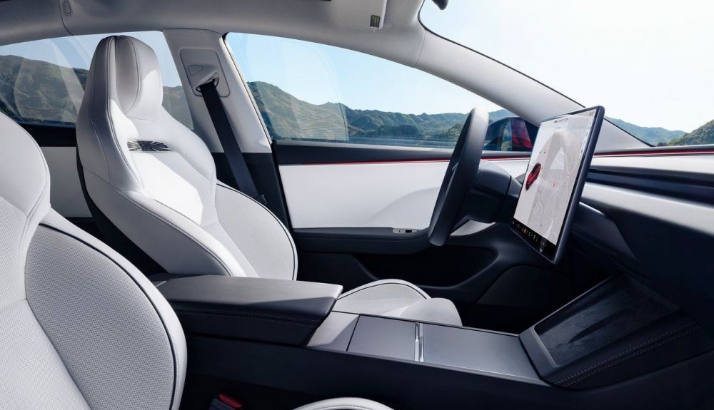 Interior del Tesla Model 3 Performance