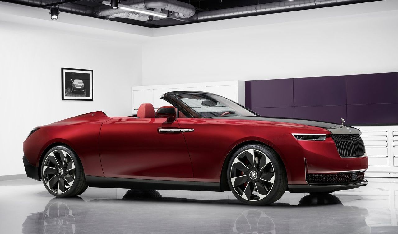 Rolls‑Royce La Rose Noire Droptail