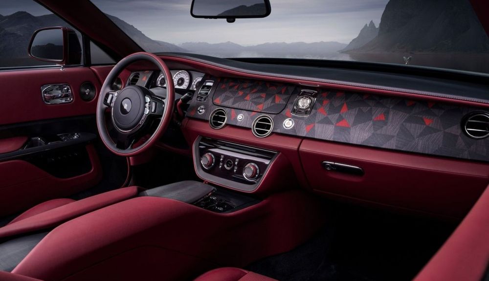 Rolls‑Royce La Rose Noire Droptail