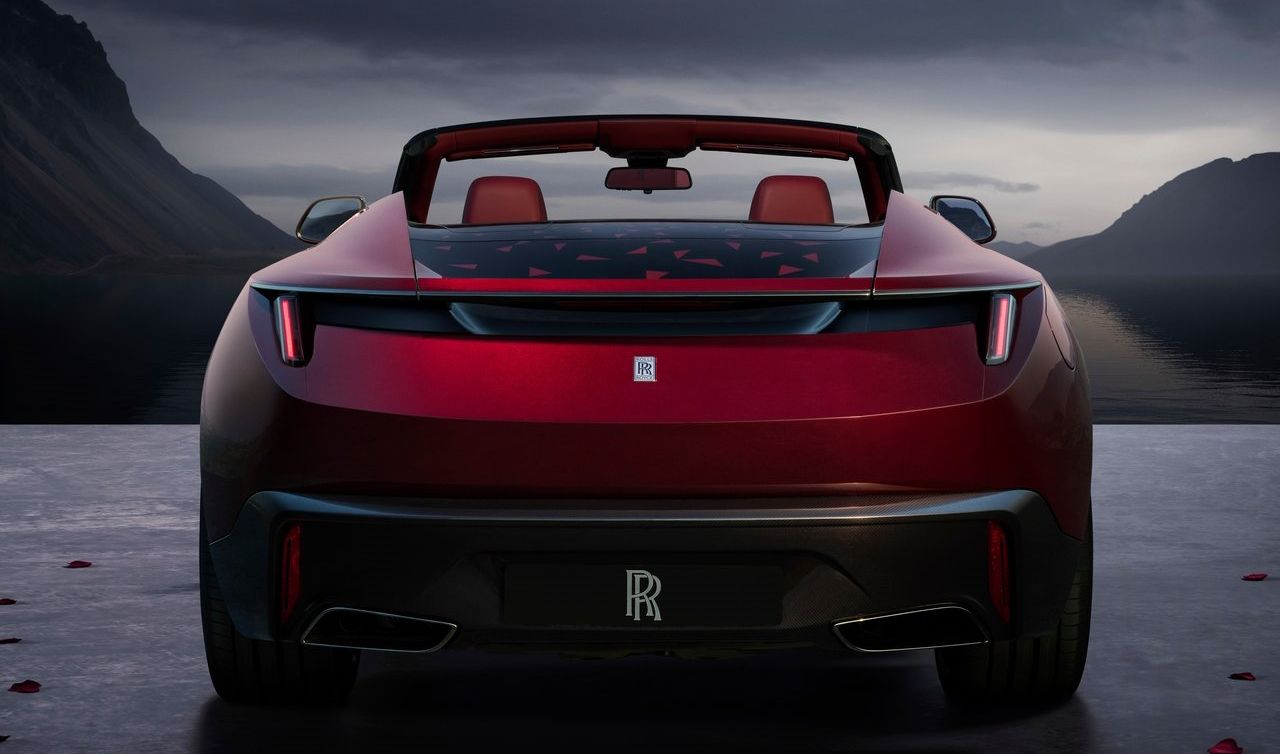 Rolls‑Royce La Rose Noire Droptail