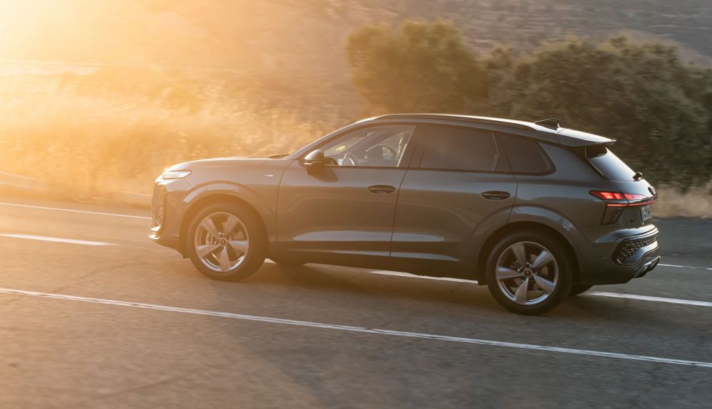 audi-q3-16_1_1000x575.jpeg