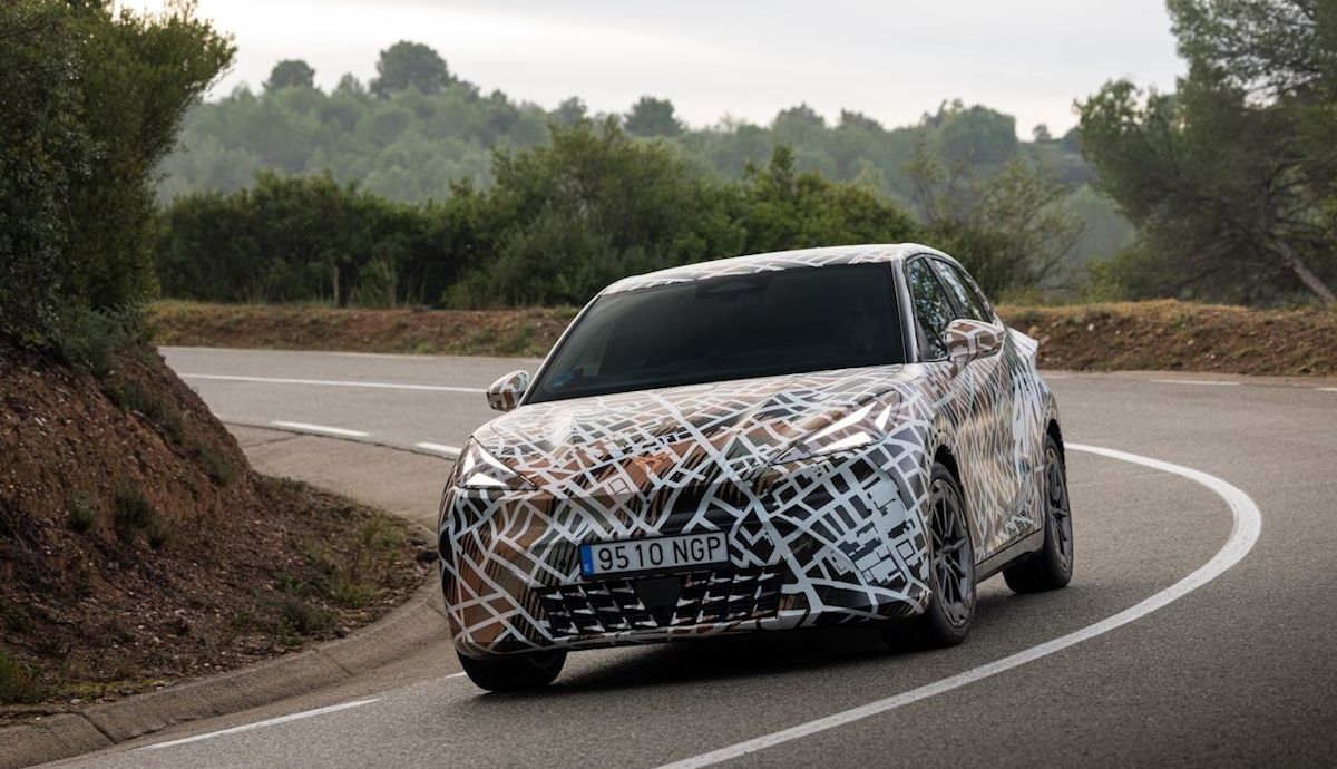 Todo lo que sabemos del nuevo Cupra Raval, diseño, motores, tecnología y lanzamiento al mercado