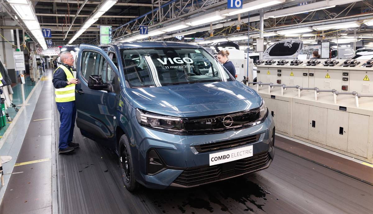 Stellantis seguirá apostando por los motores de combustión y las fábricas españolas lo celebran