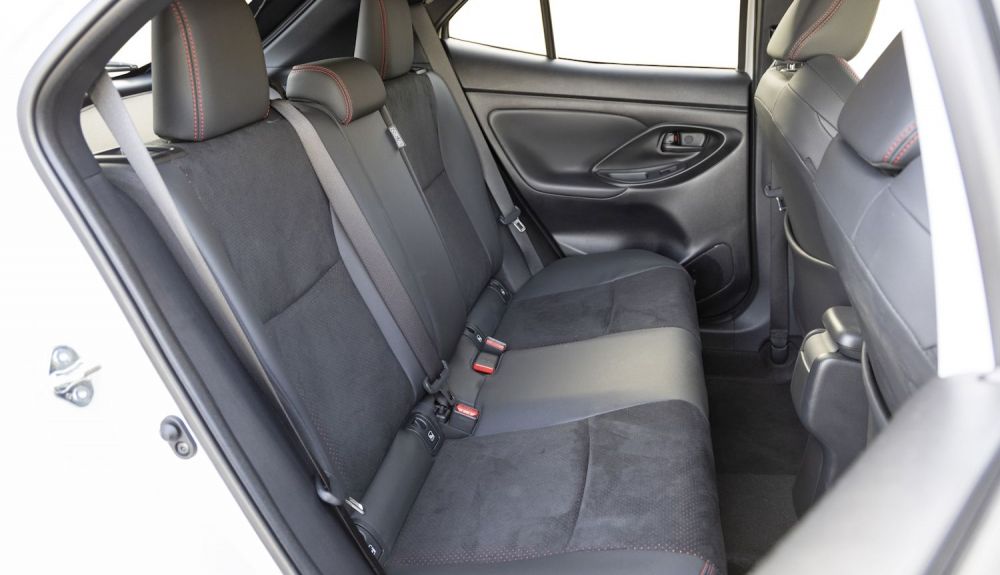 Toyota Yaris Cross 130H GR Sport